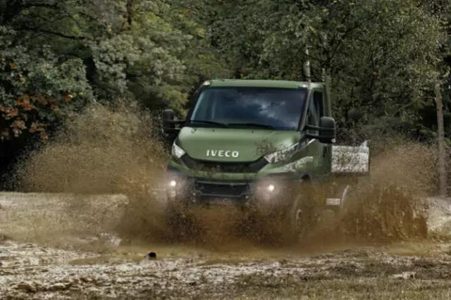 实力抢镜王：进口依维柯4x4越野底盘详解