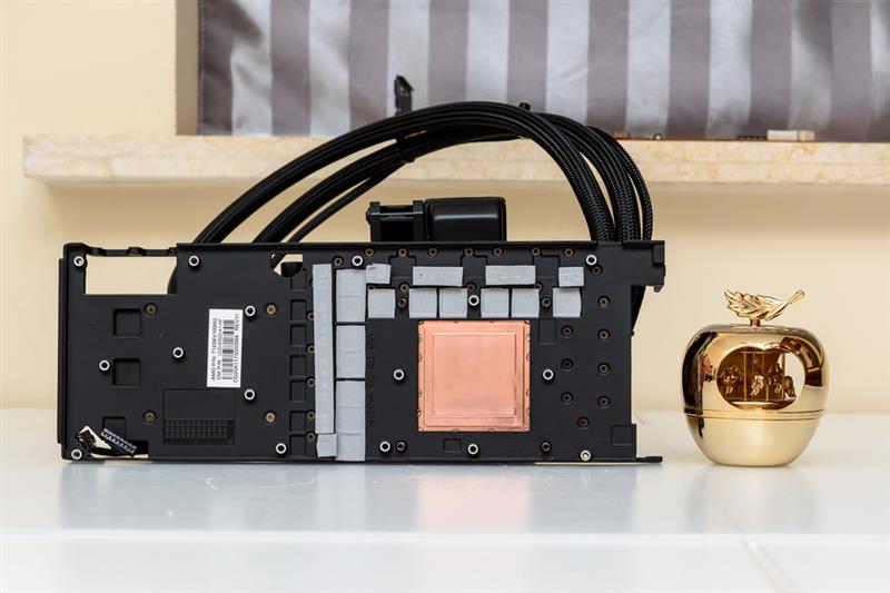 AMD RX Vega 64水冷最深测试