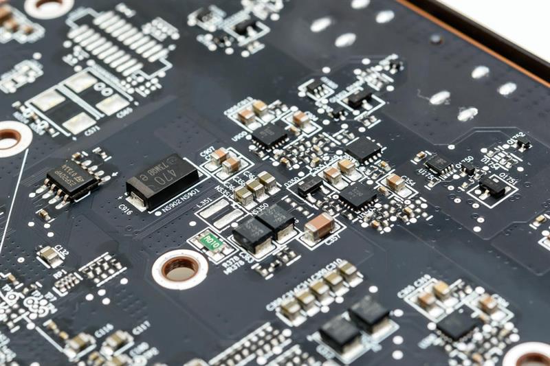 AMD RX Vega 64水冷最深测试