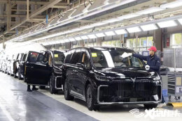 岚图梦想家冠军版31.99万预售!问界同款智驾3月上市